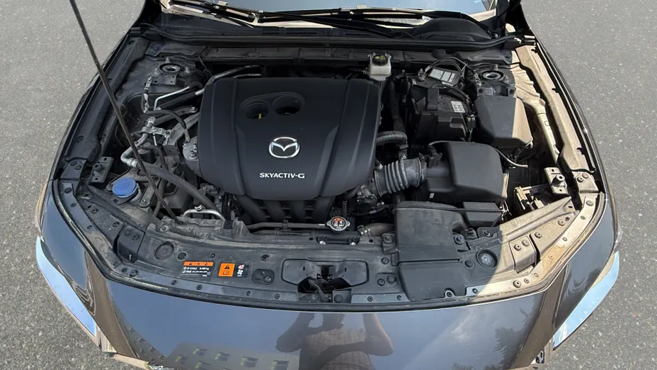 MAZDA 3 3 2.0 mHEV Kanjo
