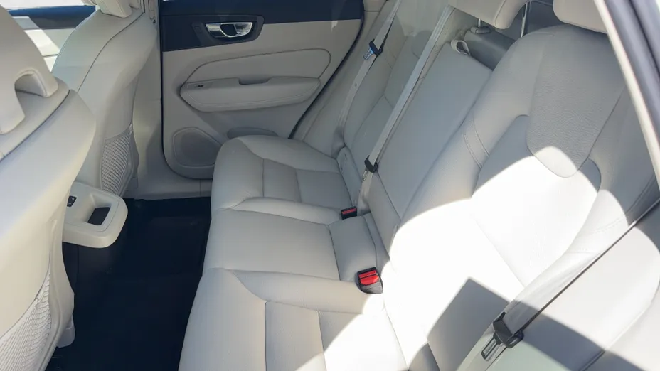 VOLVO XC60 XC60 B5 B AWD Plus Bright aut