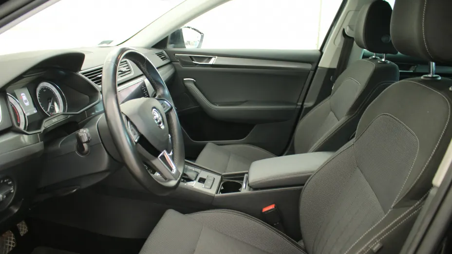 SKODA Superb Superb 2.0 TSI 4x4 Style DSG