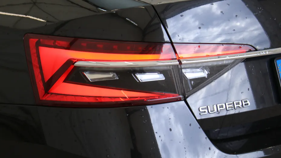 SKODA Superb Superb 2.0 TSI 4x4 Style DSG