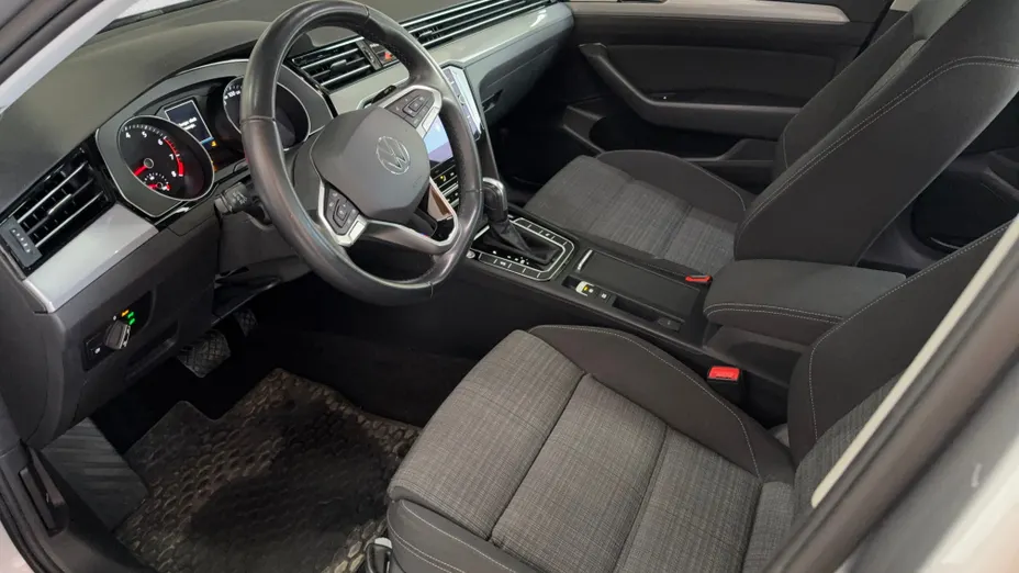VOLKSWAGEN Passat Passat 2.0 TSI Business DSG