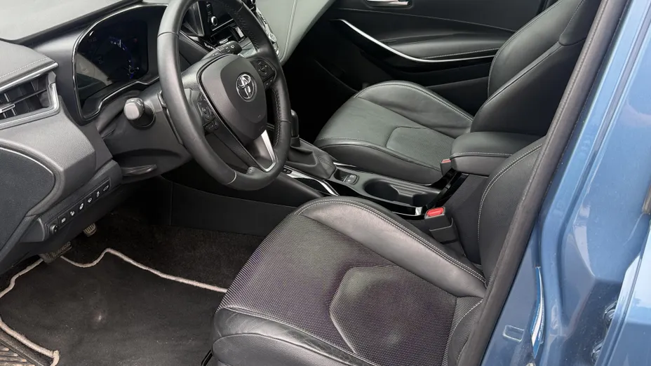 TOYOTA Corolla Corolla 2.0 Hybrid Executive