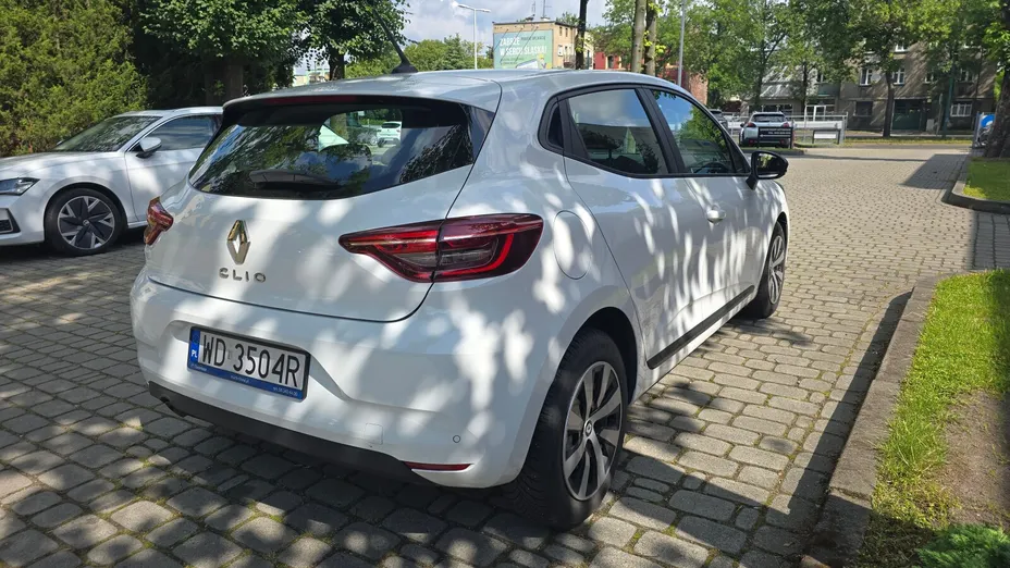 RENAULT Clio Clio 1.0 TCe Equilibre