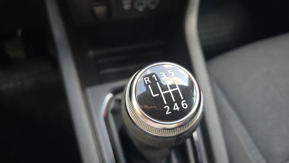 RENAULT Clio Clio 1.0 TCe Equilibre