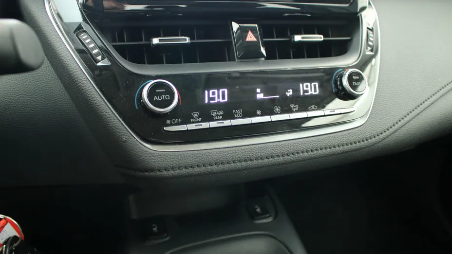 TOYOTA Corolla Corolla 1.5 Comfort