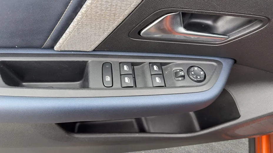 CITROEN C4 C4 1.5 BlueHDi Shine S&S EAT8