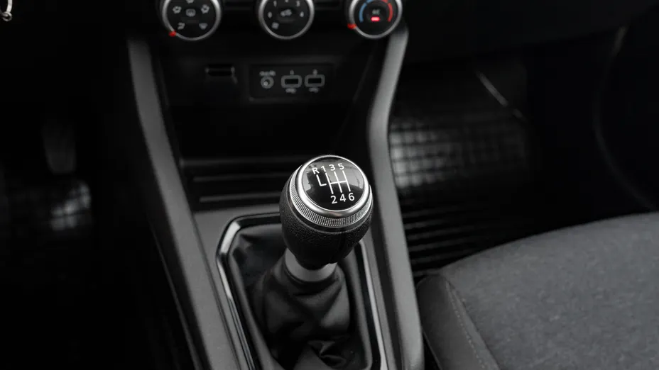 RENAULT Clio Clio 1.0 TCe Equilibre