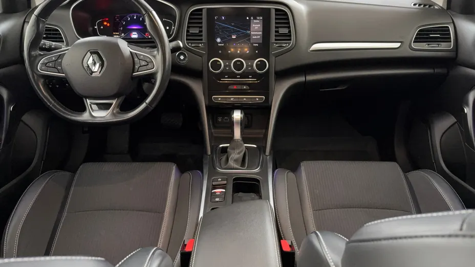 RENAULT Megane Megane 1.3 TCe FAP Intens EDC