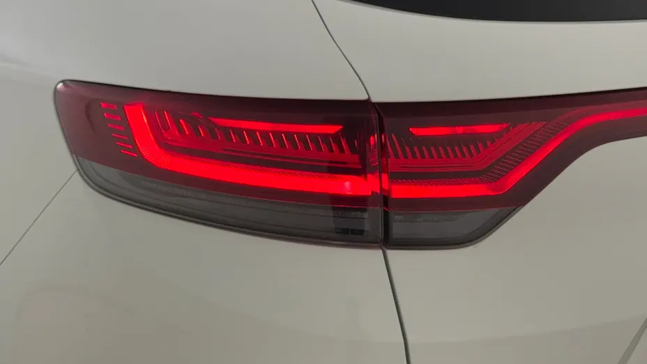 RENAULT Megane Megane 1.3 TCe FAP Intens EDC