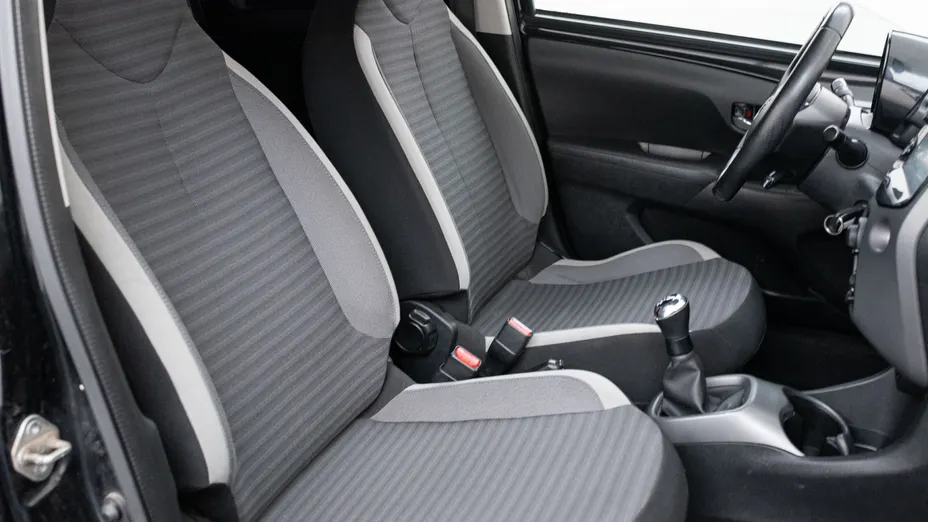 TOYOTA Aygo Aygo 1.0 VVT-i X-play