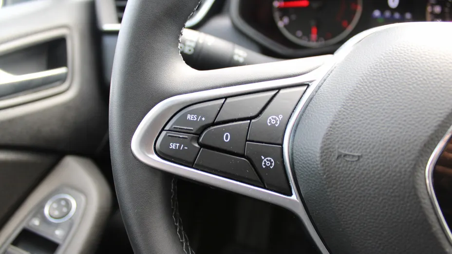 RENAULT Clio Clio 1.0 TCe Equilibre