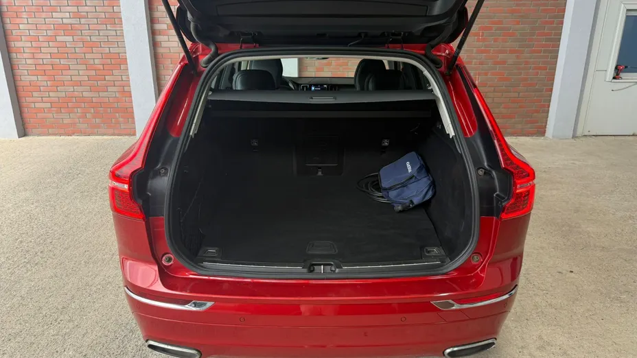 VOLVO XC60 XC60 T6 AWD Plug-In Hybrid Inscription Expression aut