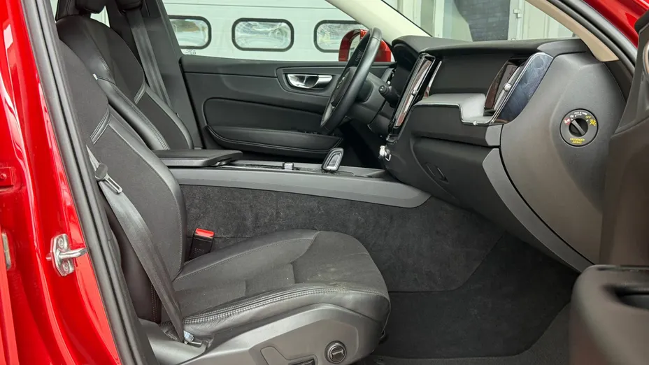 VOLVO XC60 XC60 T6 AWD Plug-In Hybrid Inscription Expression aut