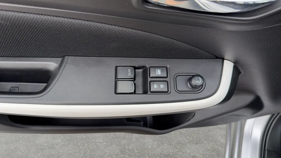 SUZUKI Swift Swift 1.2 Dualjet SHVS Premium
