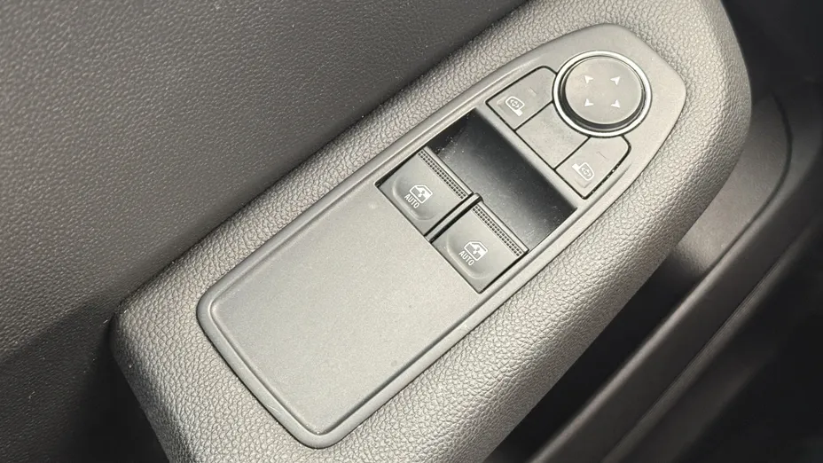 RENAULT Clio Clio 1.0 TCe Equilibre