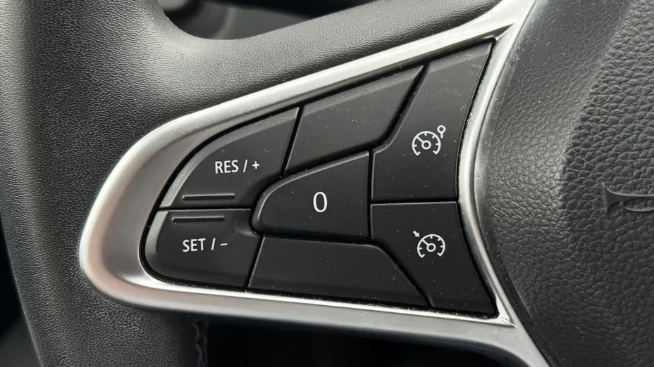 RENAULT Clio Clio 1.0 TCe Equilibre