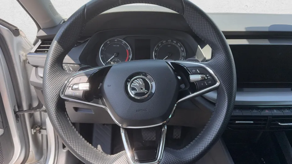 SKODA Octavia Octavia 1.5 TSI e-Tec Ambition DSG