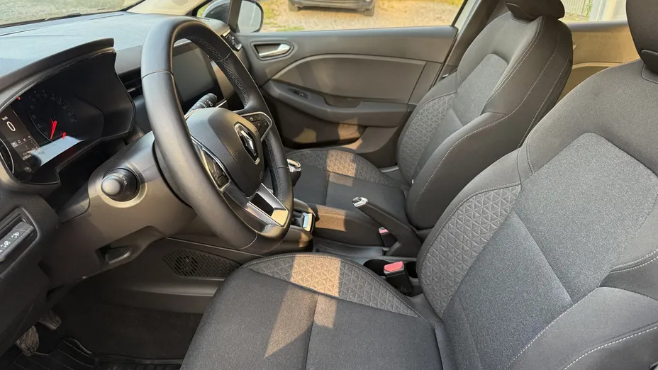 RENAULT Clio Clio 1.0 TCe Equilibre