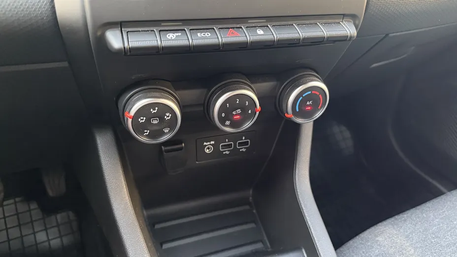 RENAULT Clio Clio 1.0 TCe Equilibre