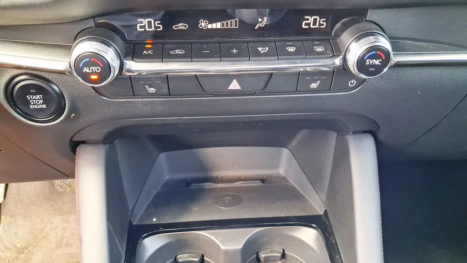 MAZDA 3 3 2.0 mHEV Homura