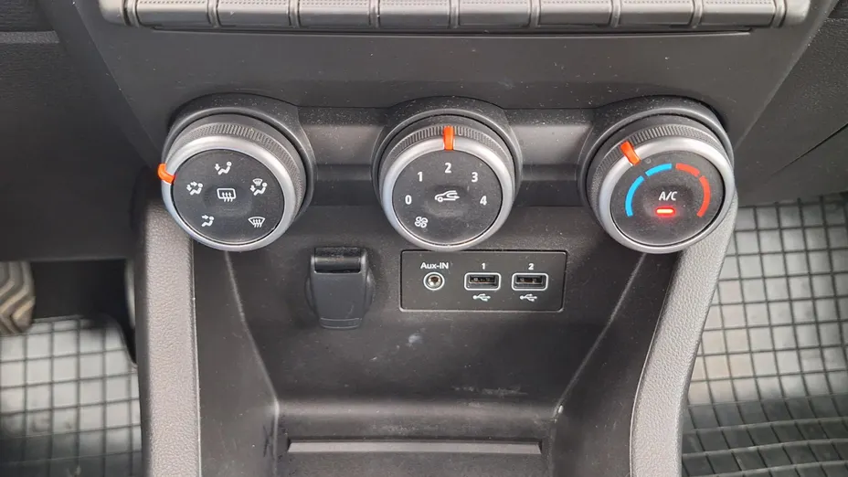 RENAULT Clio Clio 1.0 TCe Equilibre