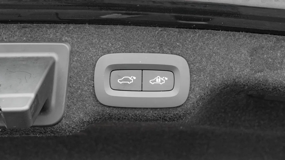 VOLVO S90 S90 B6 B AWD Ultimate Dark aut