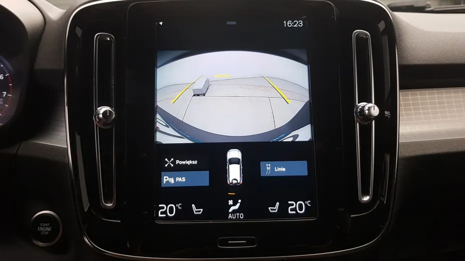 VOLVO XC40 XC40 T3 Momentum Pro aut