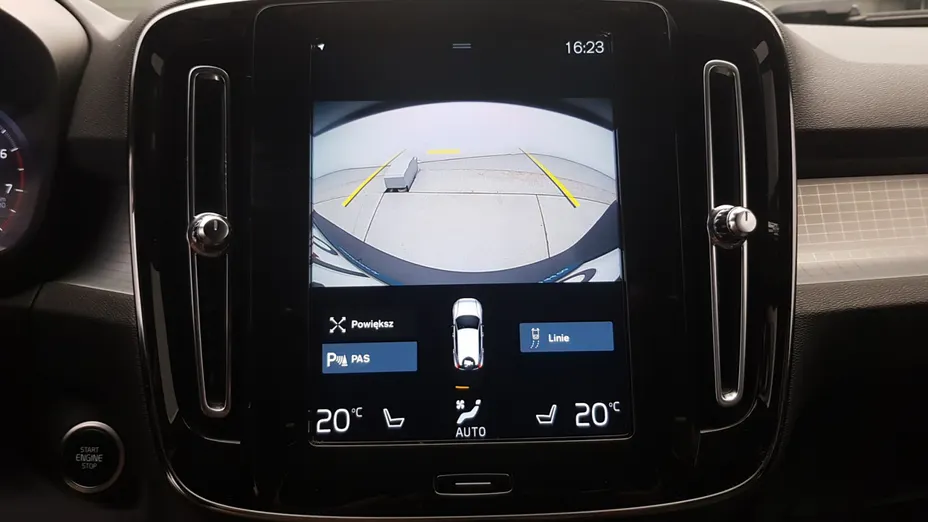 VOLVO XC40 XC40 T3 Momentum Pro aut