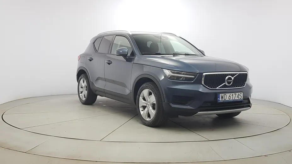 VOLVO XC40 XC40 T3 Momentum Pro aut