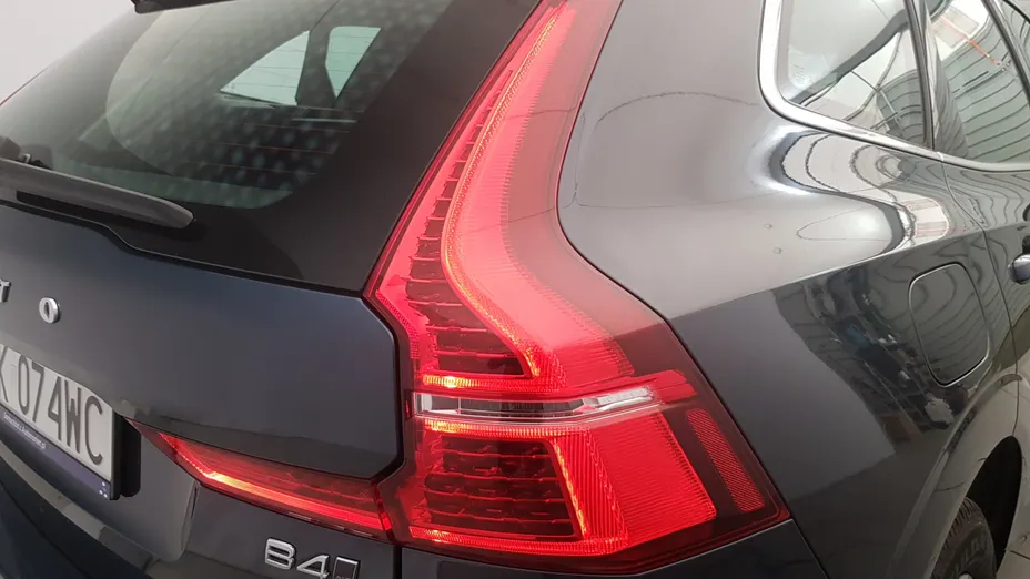 VOLVO XC60 XC60 B4 D AWD Momentum Pro aut