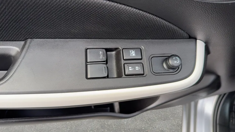 SUZUKI Swift Swift 1.2 Dualjet SHVS Premium