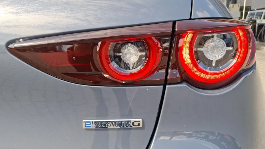 MAZDA 3 3 2.0 mHEV Homura