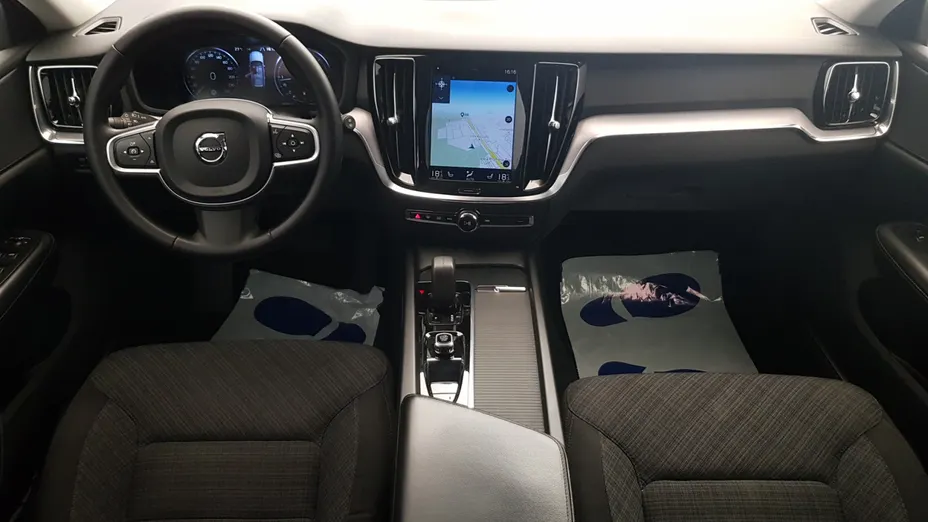 VOLVO V60 V60 B4 D Momentum Pro aut