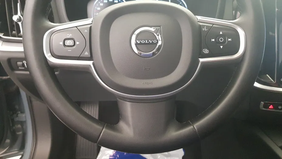 VOLVO V60 V60 B4 D Momentum Pro aut