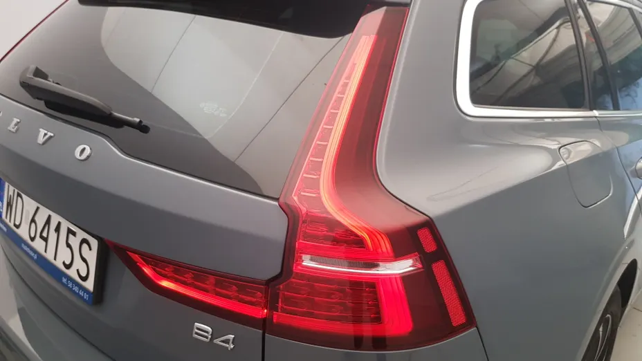 VOLVO V60 V60 B4 D Momentum Pro aut