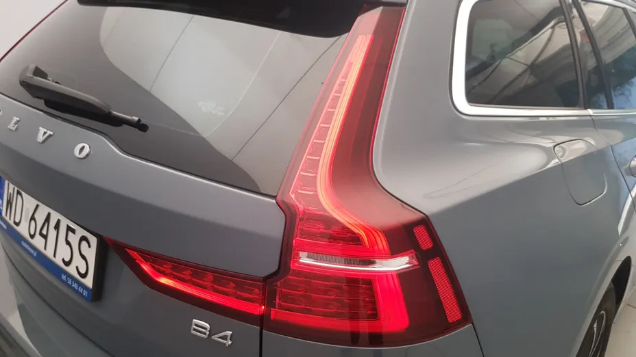 VOLVO V60 V60 B4 D Momentum Pro aut