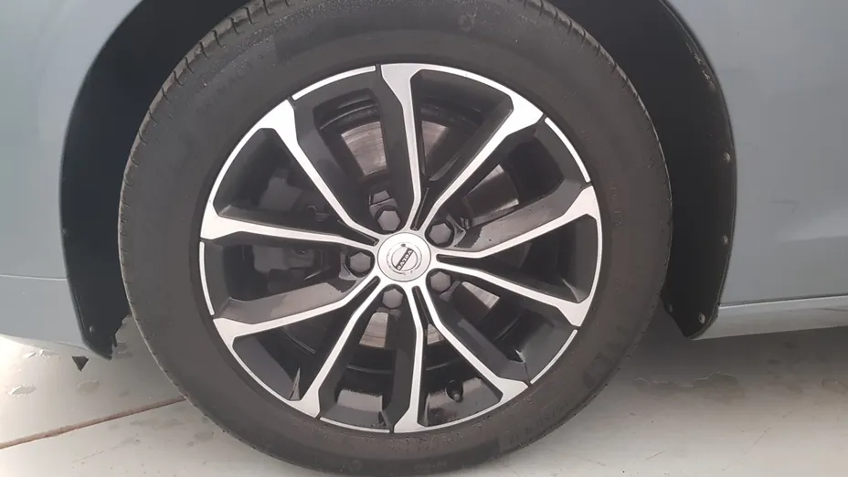 VOLVO V60 V60 B4 D Momentum Pro aut