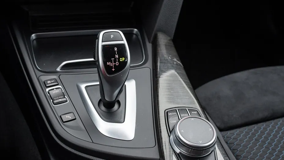 BMW Seria 4 420i GPF xDrive M Sport sport-aut