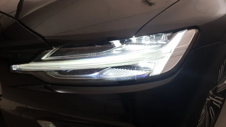 VOLVO V60 V60 B4 B Inscription aut