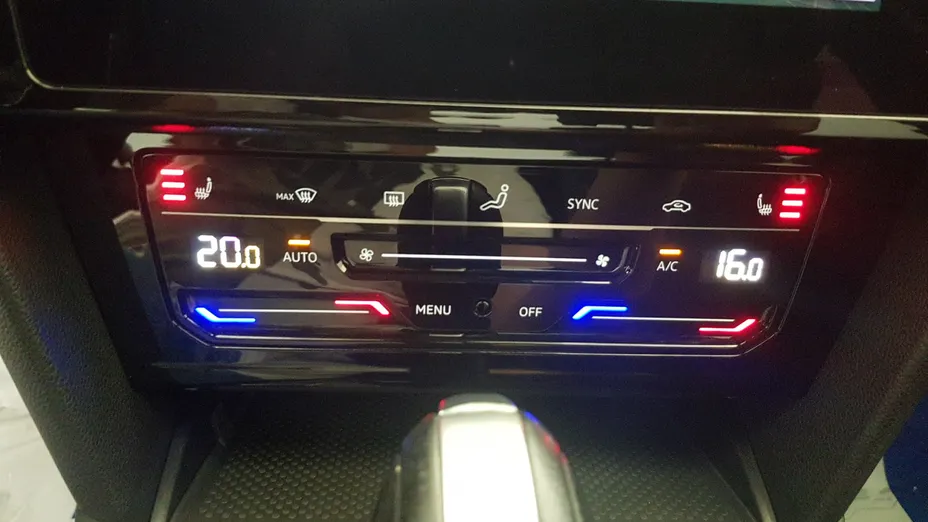 VOLKSWAGEN Passat Passat 2.0 TSI Elegance DSG