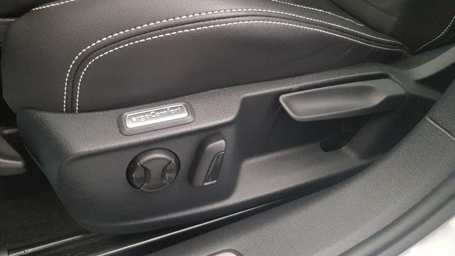 VOLKSWAGEN Passat Passat 2.0 TSI Elegance DSG