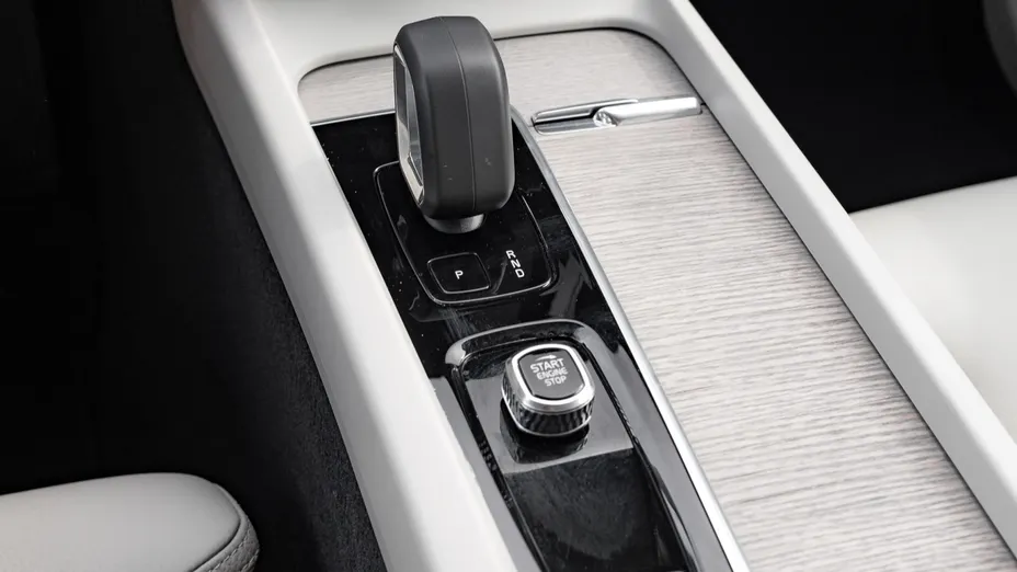 VOLVO XC60 XC60 B4 B Inscription aut