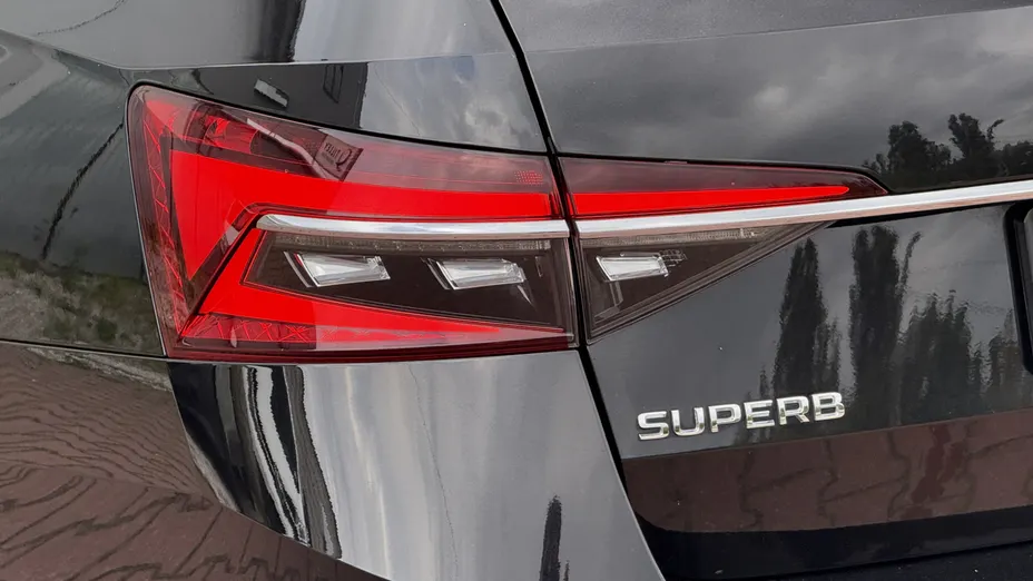 SKODA Superb Superb 2.0 TSI 4x4 L&K DSG