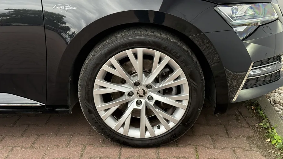 SKODA Superb Superb 2.0 TSI 4x4 L&K DSG