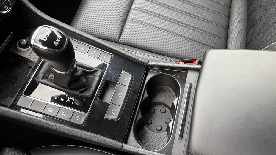 SKODA Superb Superb 2.0 TSI 4x4 L&K DSG