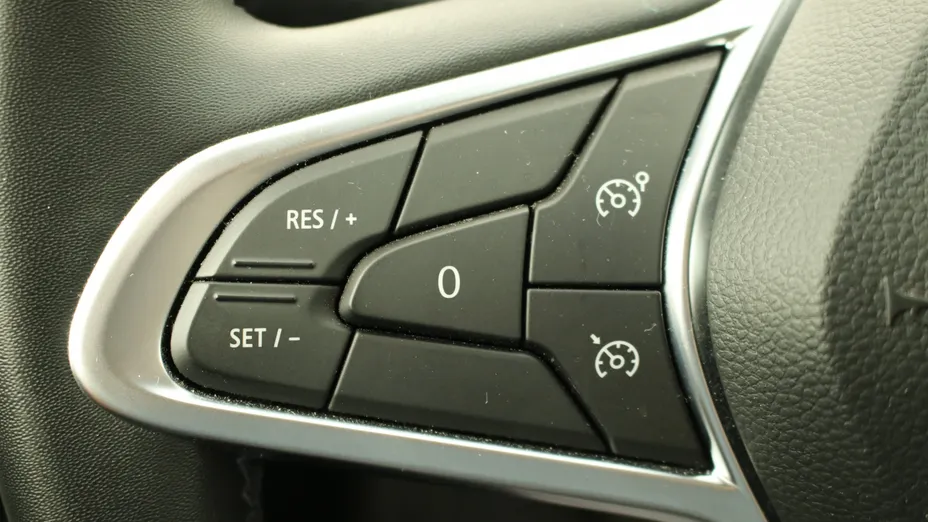 RENAULT Clio Clio 1.0 TCe Equilibre