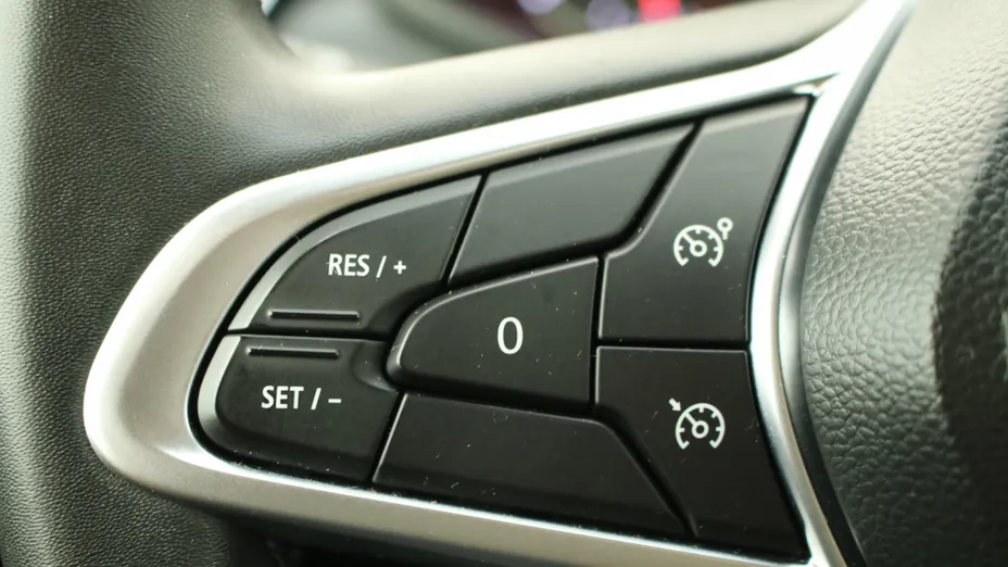 RENAULT Clio Clio 1.0 TCe Equilibre