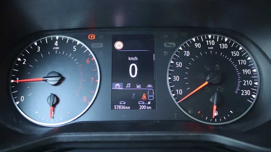 RENAULT Clio Clio 1.0 TCe Equilibre