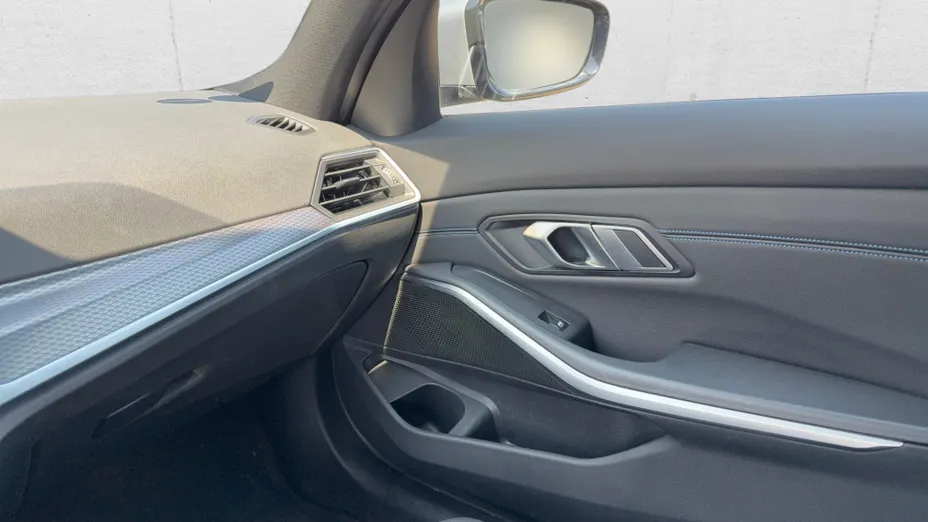 BMW Seria 3 318d mHEV M Sport aut