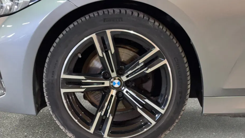 BMW Seria 3 320d xDrive mHEV M Sport aut